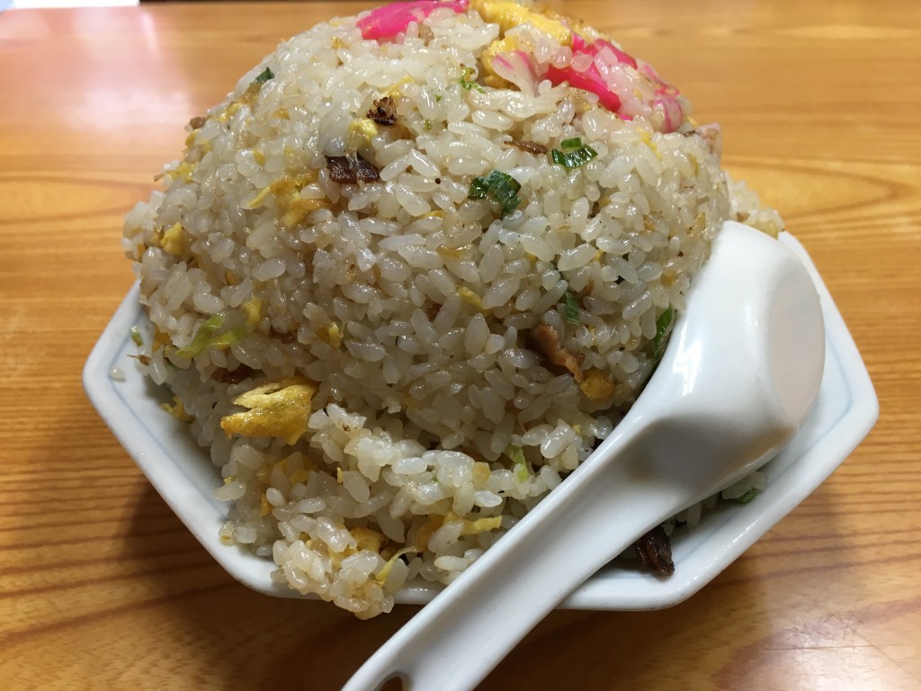 ラーメンya名物大盛りチャーハン（800）