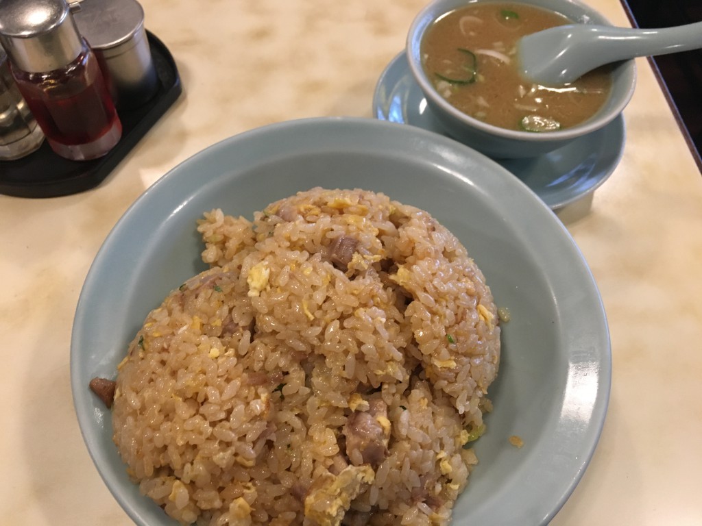 チャーハン大盛り(870円)