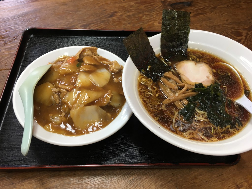 ラーメンカレーセット