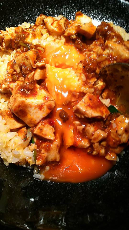 麻婆豆腐と黄金炒飯