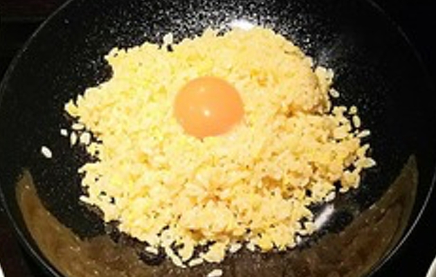 黄金炒飯