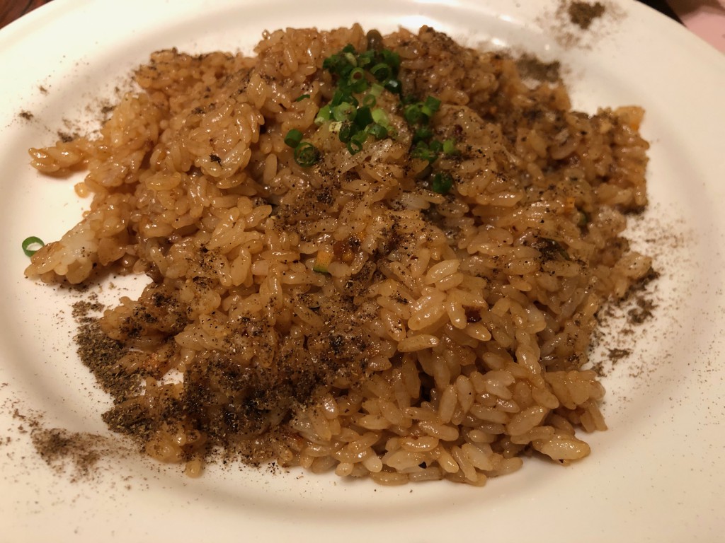 うにとうなぎのチャーハン(1300円)